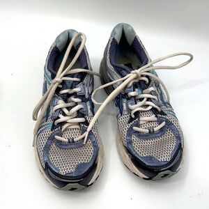 Brooks Adrenaline GTS 12 Sneakers Size 10